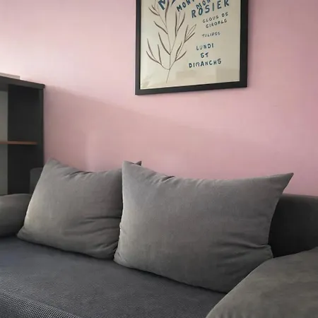 Apartment Nest By Comfort Housing - 1 Bedroom *